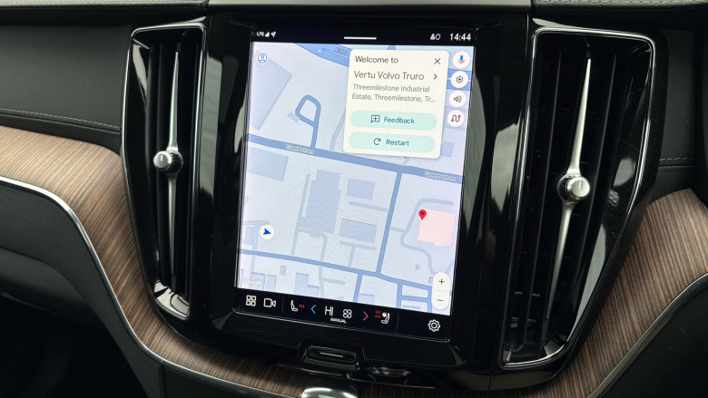 Volvo XC60 2.0 B5P Ultimate Dark 5dr AWD Geartronic Petrol Estate